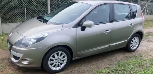 SCENIC 3 1.9 dCi 130 PRIVILEGE